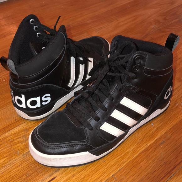 ADIDAS black tennis shoes - retro ish